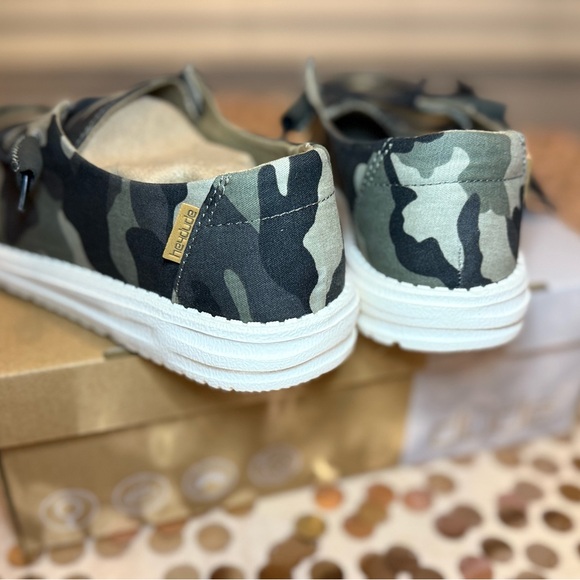Hey Dude Wendy Camo Sneakers - Picture 5 of 8